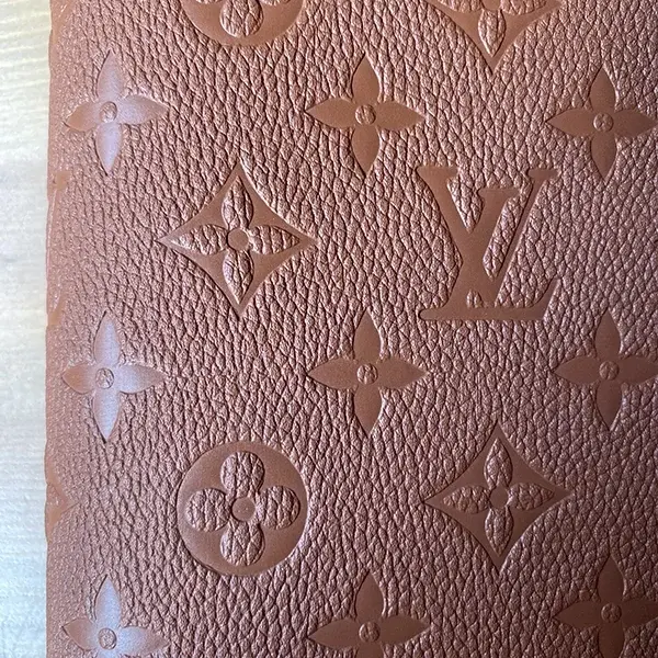 LL23 embossed brown leather fabric | LV embossed brown vinyl