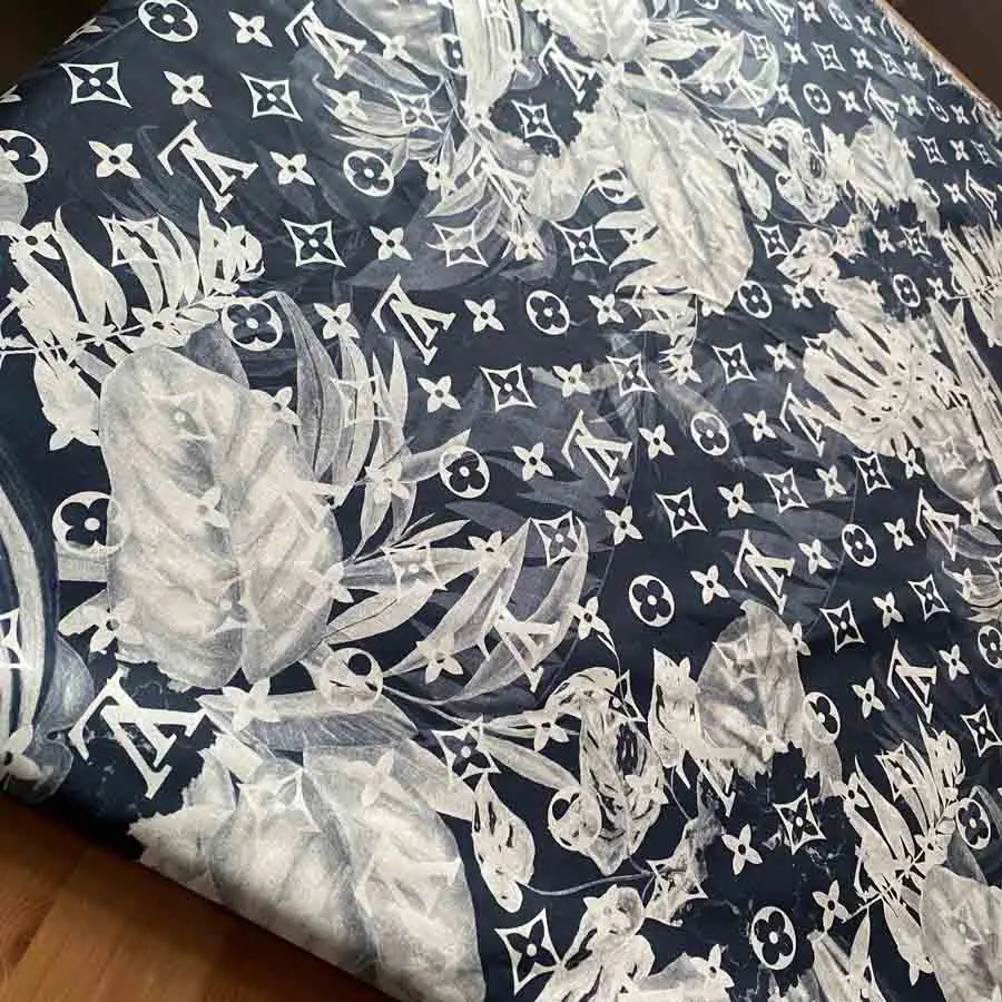 LC11 Poplin Fabric with leaf pattern | 0 cotton fabric